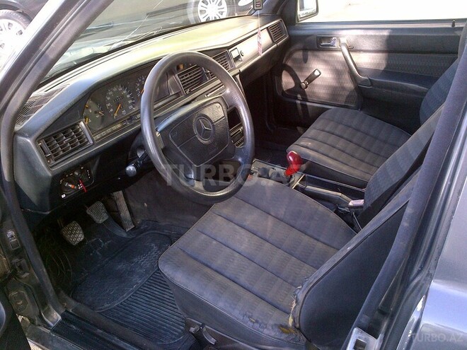 Mercedes 190 1991, 148,000 km - 2.3 l - Bakı