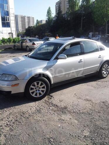 Volkswagen Passat 2001, 210,000 km - 1.8 л - Bakı