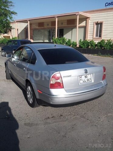 Volkswagen Passat 2001, 210,000 km - 1.8 л - Bakı