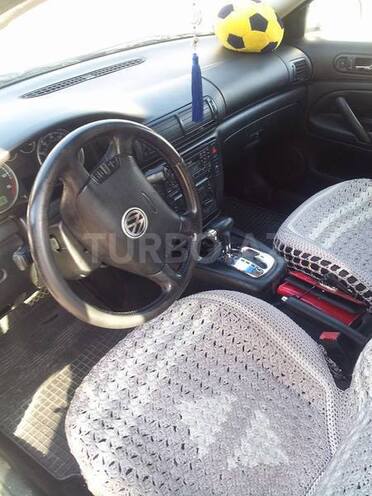 Volkswagen Passat 2001, 210,000 km - 1.8 л - Bakı