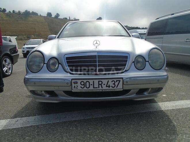 Mercedes E 320 2000, 199,000 km - 3.2 l - Bakı