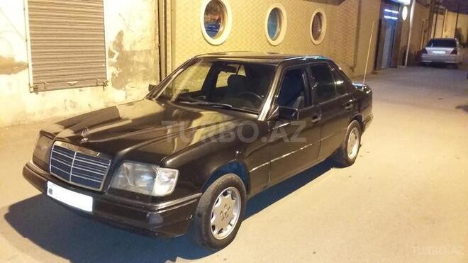 Mercedes E 250 1995, 427,000 km - 2.5 l - Bakı