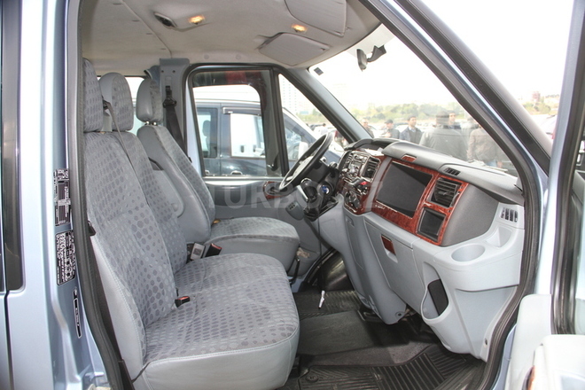 Ford Transit 2006, 204,000 km - 2.2 l - Bakı