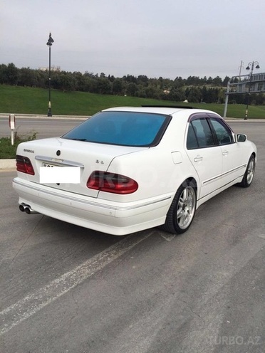 Mercedes E 320 2000, 220,000 km - 3.2 l - Bakı