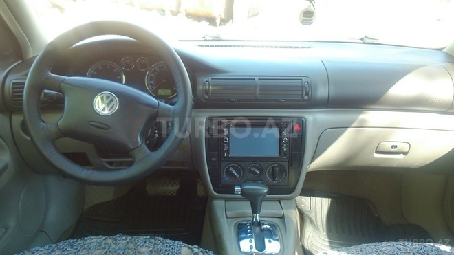Volkswagen Passat 2003, 195,813 km - 1.8 l - Bakı