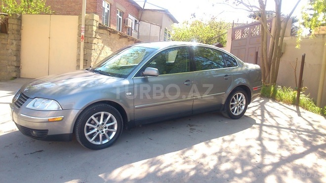 Volkswagen Passat 2003, 195,813 km - 1.8 l - Bakı