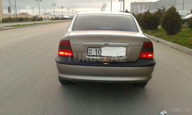 Opel Vectra 1995, 315,000 km - 2.0 l - Bakı