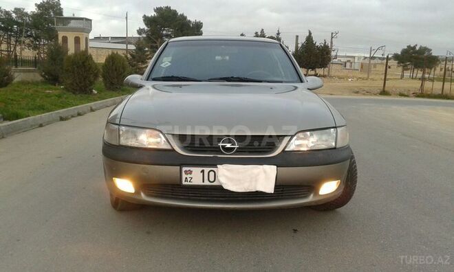 Opel Vectra 1995, 315,000 km - 2.0 l - Bakı