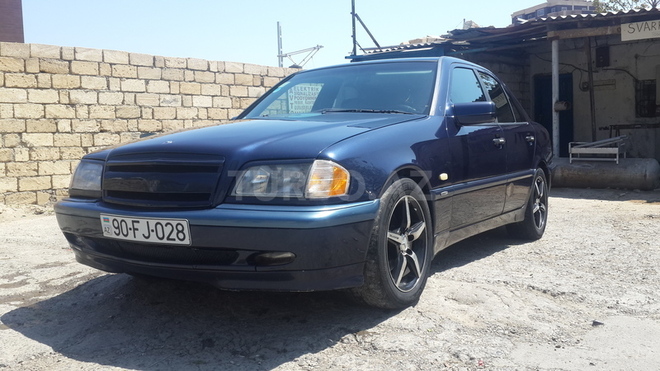 Mercedes C 180 1997, 270,000 km - 1.8 l - Bakı