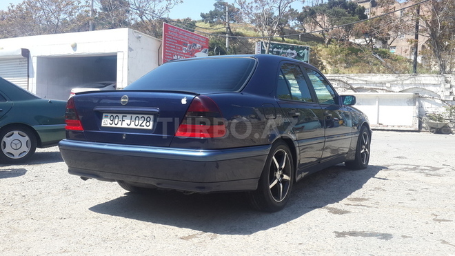 Mercedes C 180 1997, 270,000 km - 1.8 l - Bakı