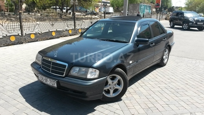 Mercedes C 220 1999, 216,000 km - 2.2 l - Bakı