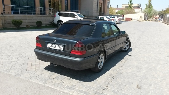 Mercedes C 220 1999, 216,000 km - 2.2 l - Bakı