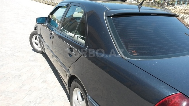 Mercedes C 220 1999, 216,000 km - 2.2 l - Bakı