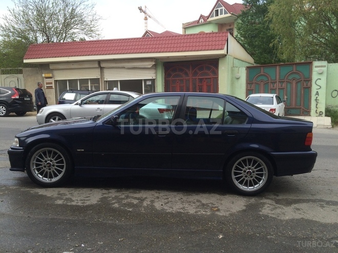BMW 320 1997, 245,000 km - 2.0 l - Bakı
