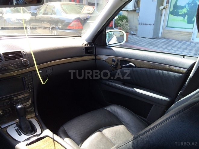 Mercedes E 350 2006, 147,000 km - 3.5 л - Bakı
