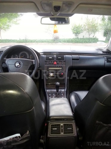 Mercedes E 280 1998, 305,000 km - 2.8 l - Bakı