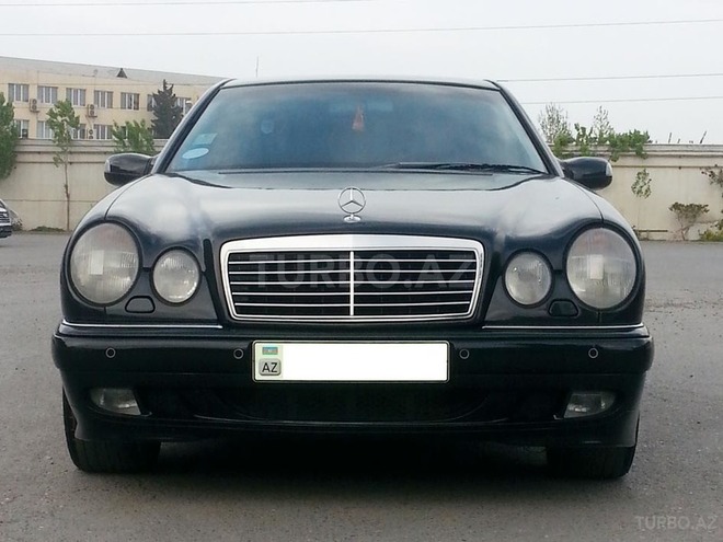 Mercedes E 280 1998, 305,000 km - 2.8 l - Bakı