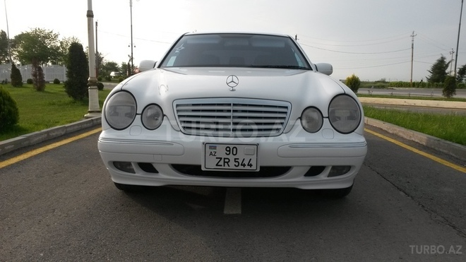 Mercedes E 320 2001, 134,000 km - 3.2 л - Ağsu
