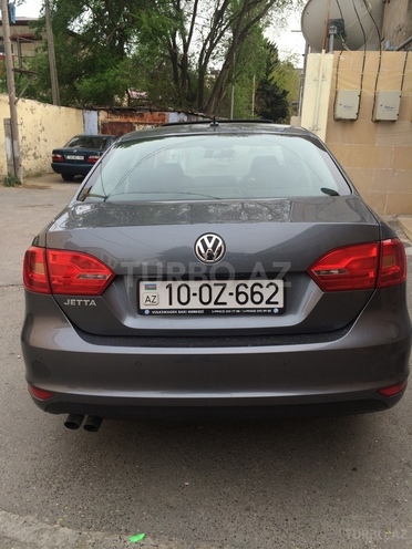 Volkswagen Jetta 2013, 64,800 km - 2.0 л - Bakı