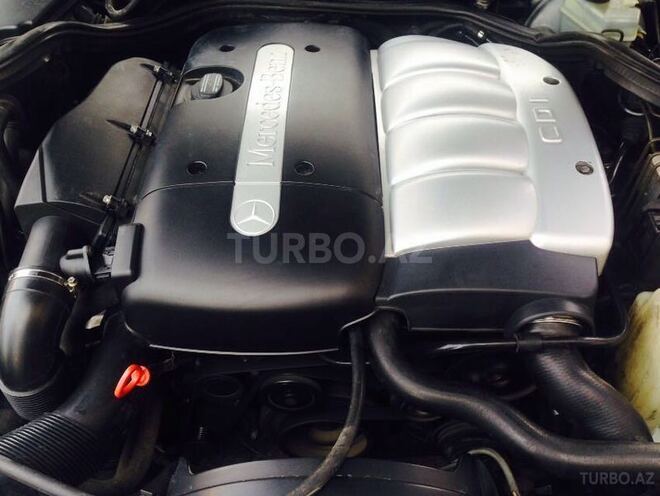 Mercedes E 220 2001, 233,000 km - 2.2 l - Bakı