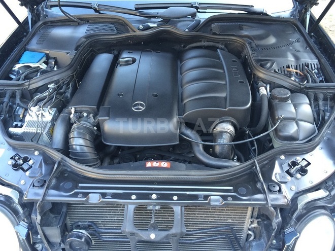 Mercedes E 220 2005, 180,000 km - 2.2 л - Bakı