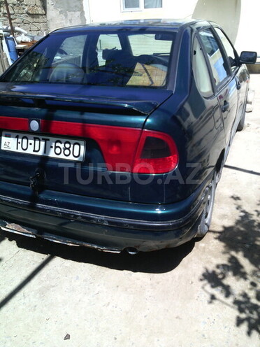 Volkswagen Polo 1995, 270,000 km - 1.6 l - Bakı