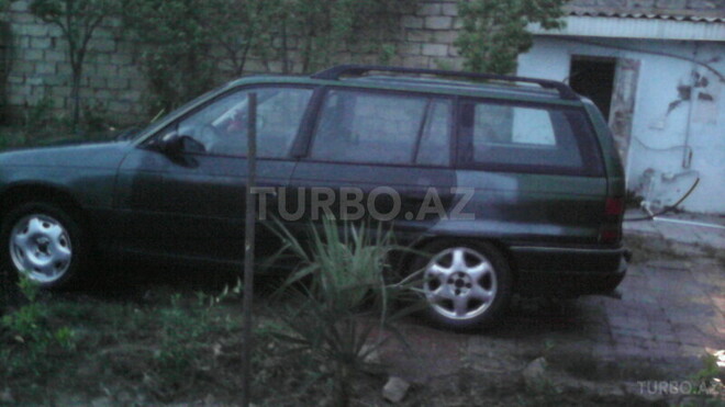 Opel Astra 1995, 378,000 km - 1.6 l - Bakı