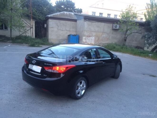 Hyundai Elantra 2011, 82,000 km - 1.8 l - Bakı