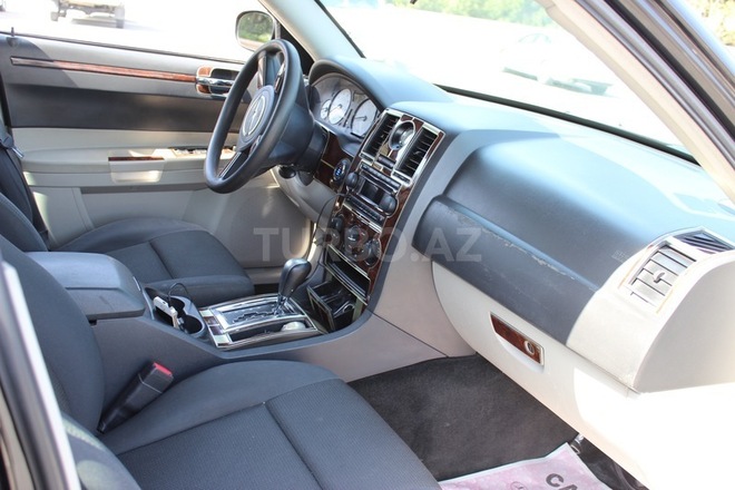 Chrysler 300C 2006, 86,000 km - 2.7 l - Bakı