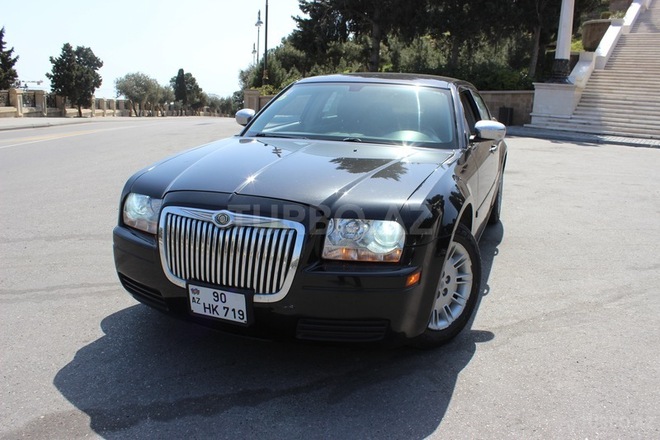 Chrysler 300C 2006, 86,000 km - 2.7 l - Bakı