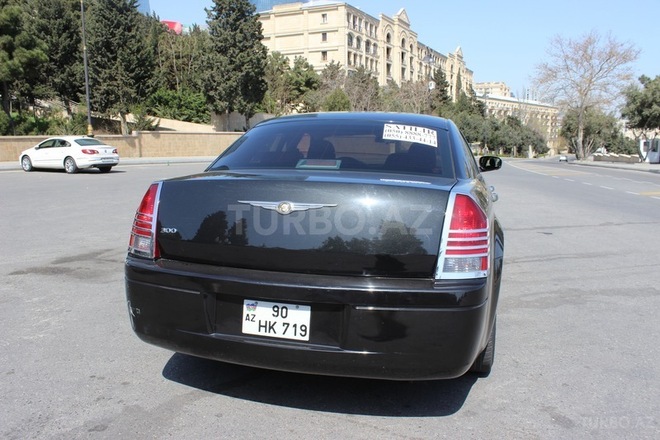 Chrysler 300C 2006, 86,000 km - 2.7 l - Bakı