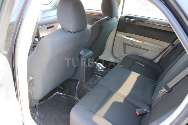 Chrysler 300C 2006, 86,000 km - 2.7 l - Bakı