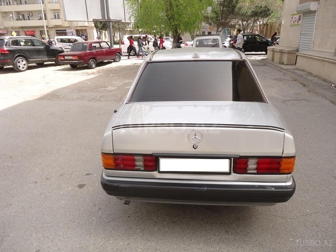 Mercedes 190 1992, 167,864 km - 2.0 l - Bakı