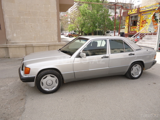 Mercedes 190 1992, 167,864 km - 2.0 l - Bakı