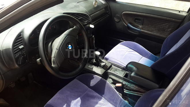 BMW 320 1995, 300,000 km - 2.0 l - Bakı