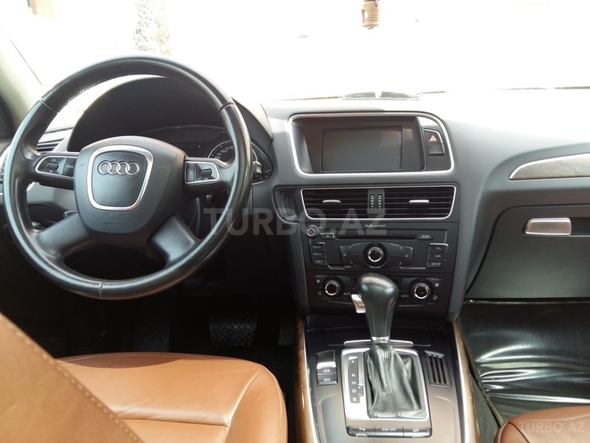 Audi Q5 2010, 100,000 km - 2.0 l - Bakı