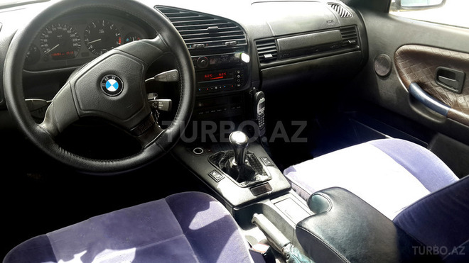 BMW 320 1995, 300,000 km - 2.0 l - Bakı