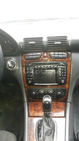 Mercedes C 200 2000, 230,000 km - 2.0 l - Bakı