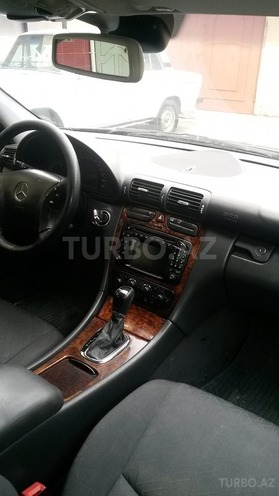 Mercedes C 200 2000, 230,000 km - 2.0 l - Bakı