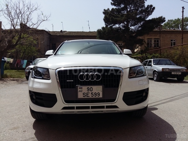 Audi Q5 2010, 100,000 km - 2.0 l - Bakı