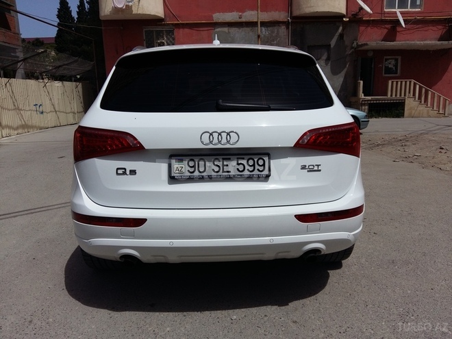 Audi Q5 2010, 100,000 km - 2.0 l - Bakı
