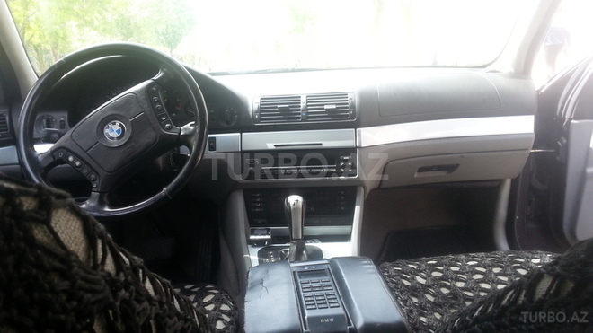 BMW 528 1996, 240,000 km - 2.8 л - Sumqayıt