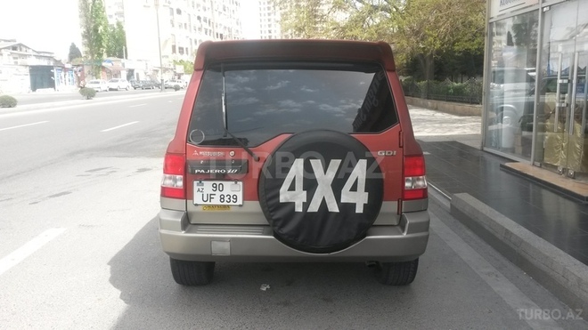 Mitsubishi Pajero io 1998, 190,000 km - 1.8 л - Bakı