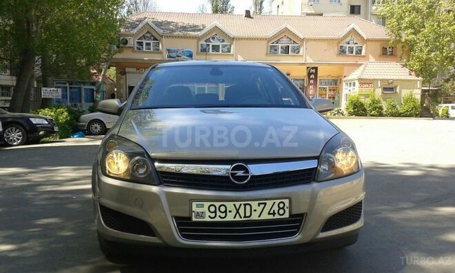 Opel Astra 2007, 70,000 km - 1.8 l - Bakı