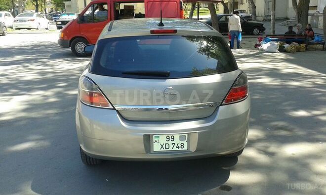 Opel Astra 2007, 70,000 km - 1.8 l - Bakı