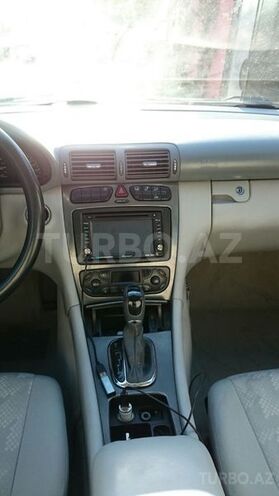 Mercedes C 220 2000, 220,000 km - 2.2 l - Bakı