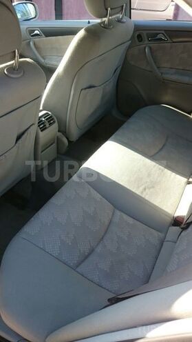Mercedes C 220 2000, 220,000 km - 2.2 l - Bakı