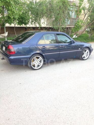 Mercedes C 230 1998, 210,000 km - 2.3 l - Sumqayıt