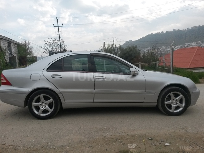 Mercedes C 240 2001, 77,000 km - 2.4 л - Bakı