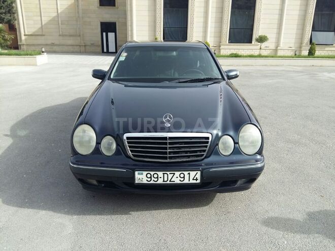 Mercedes E 220 2000, 215,000 km - 2.2 l - Bakı